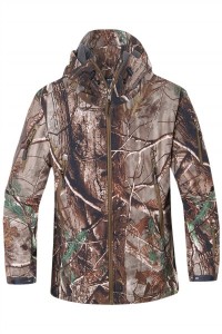 SKJ025 Manufacture soft shell jacket Order shark skin fleece outdoor jacket Windproof waterproof warm camouflage clothing front view